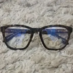 Quay Australia | Accessories | Quay Australia Tortoise Shell  display picture 3